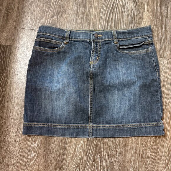 Daisy Fuentes Denim Mini Skirt Size 8 Dark Stone RN105543 Cotton Stretch - Picture 1 of 5